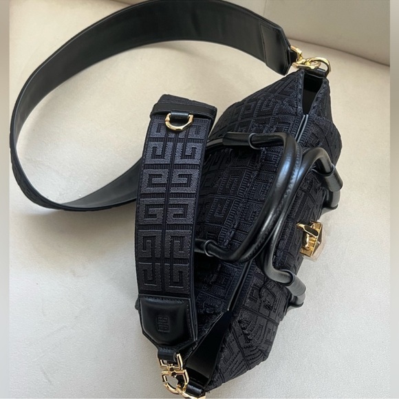 Givenchy Mini Antigona Lock Bag - Picture 7 of 7